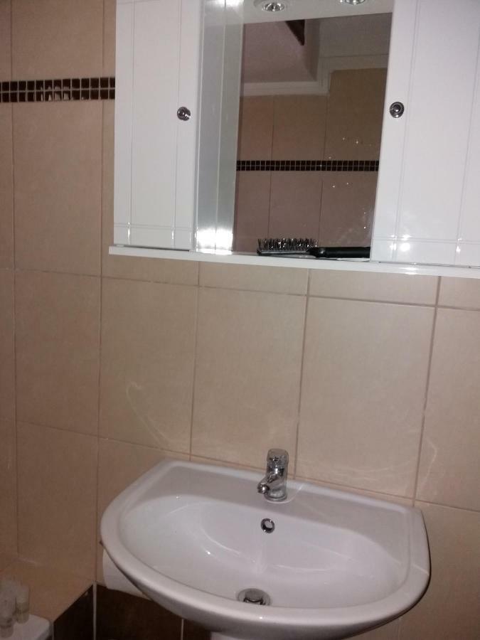 Jordan'S Appartment At ネア・ミカニオーナ エクステリア 写真